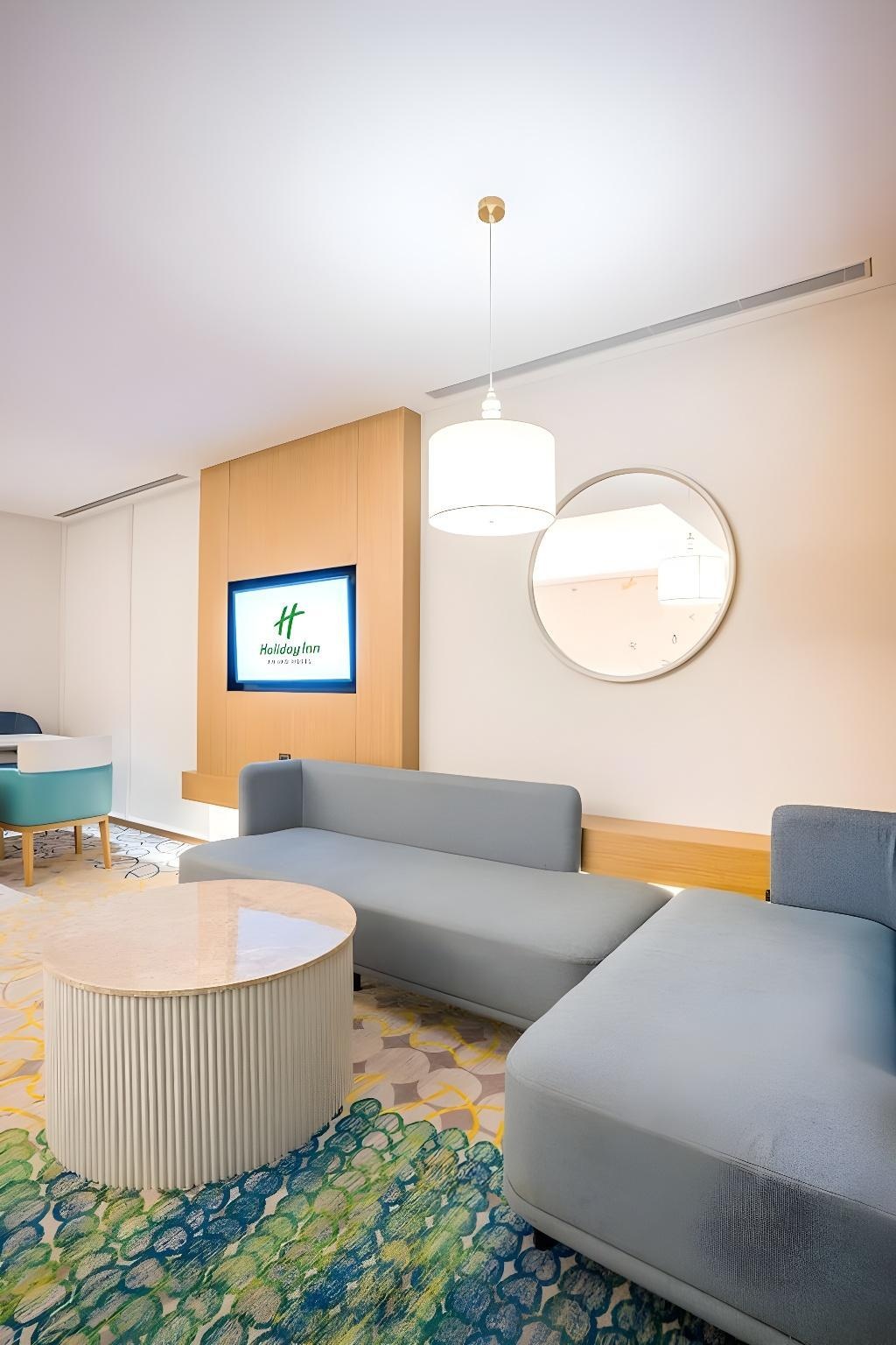 Holiday Inn Lucknow Airport By IHG  Rooms  Rooms Image 30 30
