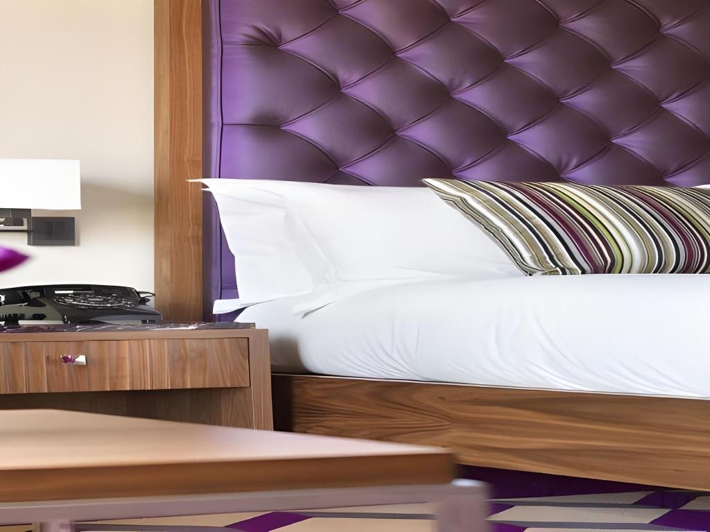 The Fitzwilliam Hotel  Rooms  Rooms Image 13 13