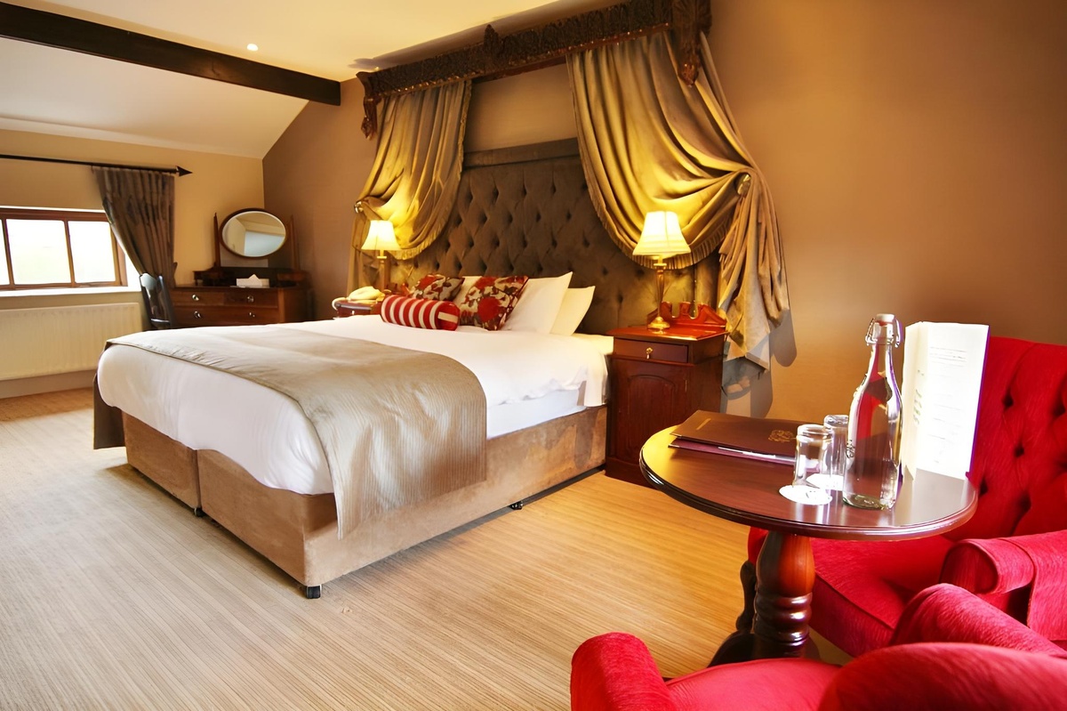 Cabra Castle Hotel Roomsgallery Image 15 15