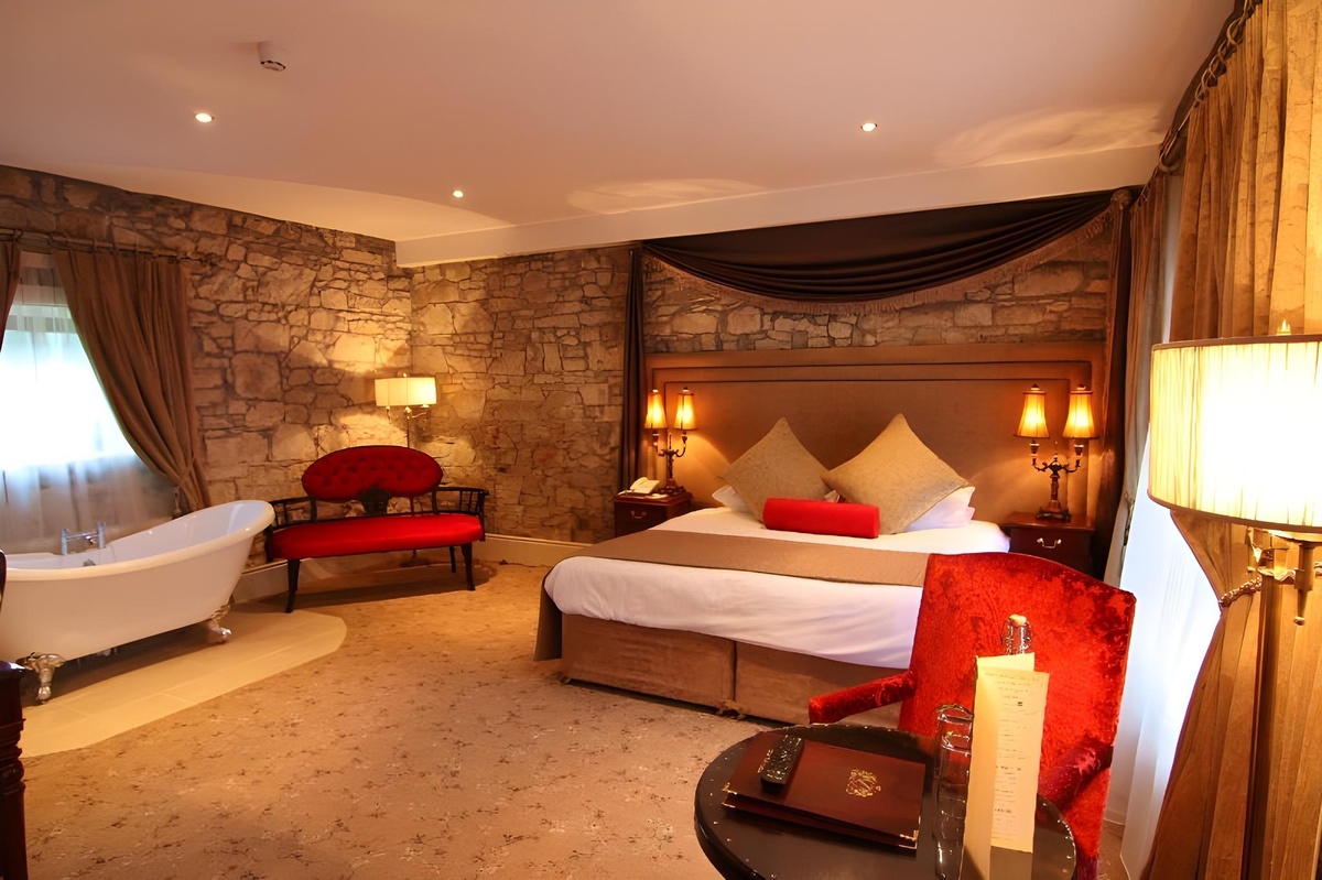 Cabra Castle Hotel Roomsgallery Image 7 7