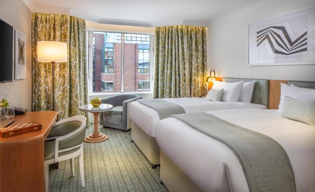 Conrad Dublin  Rooms  Superior Twin Room With Two Beds 31 Sqmtea Nespresso Bathrobeslippersworkspaceairconditioning Guestroom 9