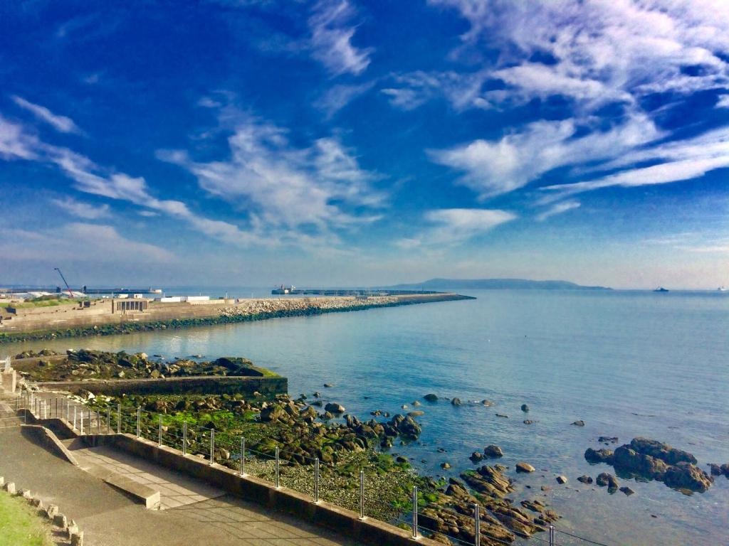 The Royal Marine HotelpropertyviewsView2
