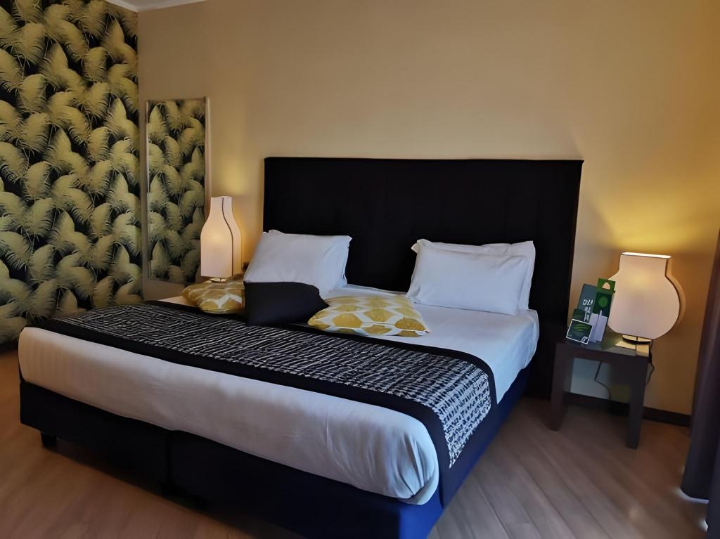 Holiday Inn Turin Corso Franciaroomsrooms Image 2121