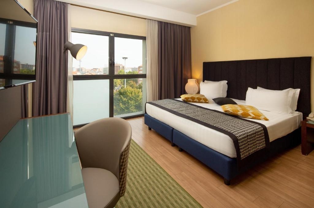 Holiday Inn Turin Corso Franciaroomsrooms Image 55