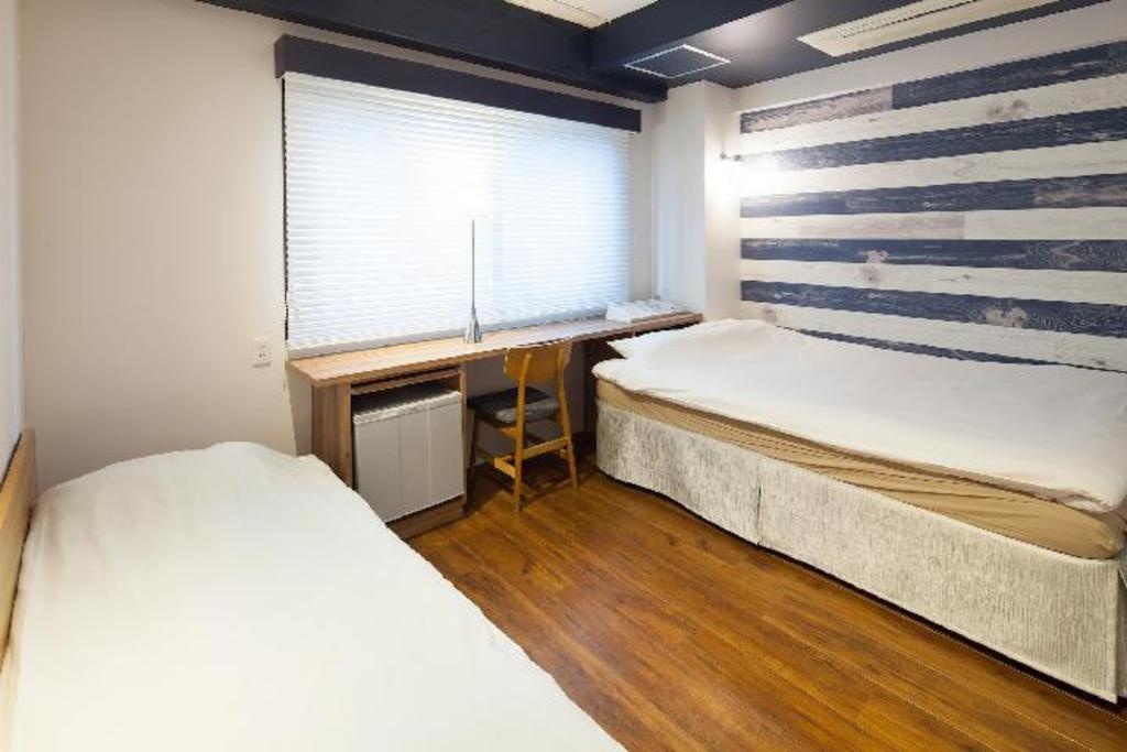 Shinjuku City Hotel NUTS Tokyo  Rooms  Twin Room Bed 14