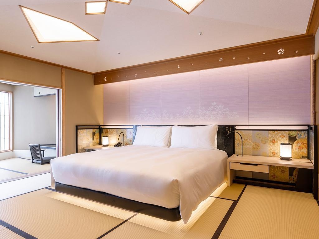 Hotel Gajoen Tokyo  Dining  1 King Bed Japanese Style Room Bedroom 16