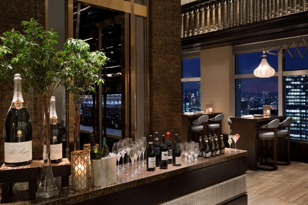 Shangri La Tokyo  Dining  Restaurant 15