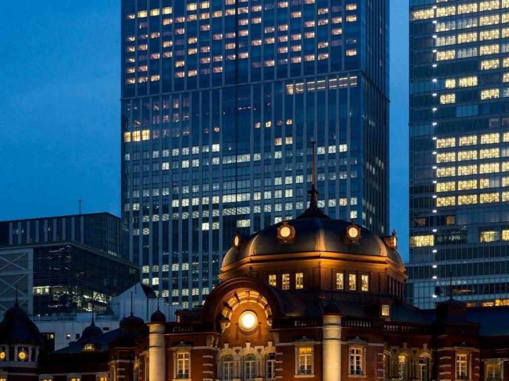 Shangri La Tokyo  Property Views  Exterior View 14