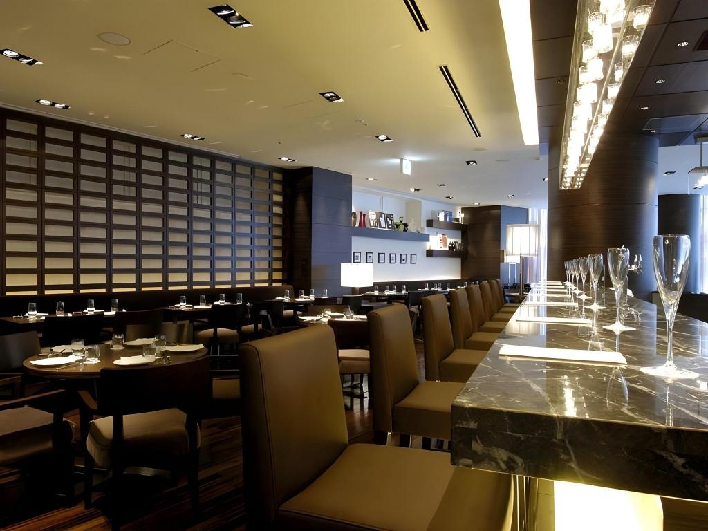 Hotel Sunroute Plaza Shinjuku  Dining  Restaurant 2