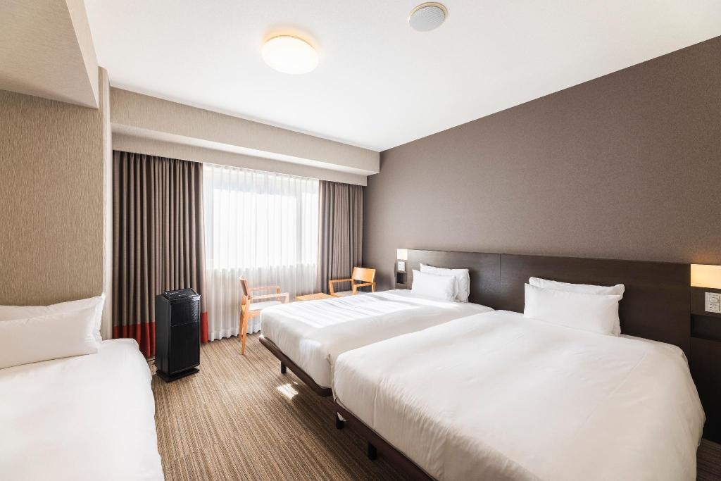 Hotel Sunroute Plaza Shinjuku  Rooms  Pure Wellness Room Deluxe Triple Room Non Smoking Bed 6