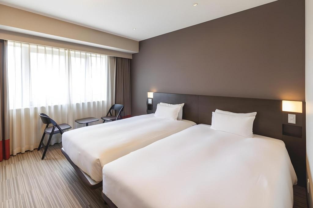 Hotel Sunroute Plaza Shinjuku  Rooms  Rooms Image 8 8