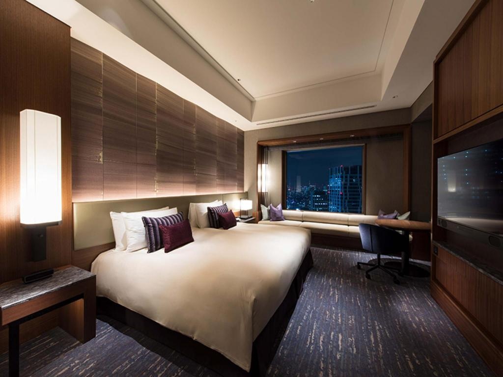 Cerulean Tower Tokyu Hotel A Pan Pacific Partner Hotel  Rooms  Deluxe Corner Suite With Lounge Access Non Smoking Bed 11