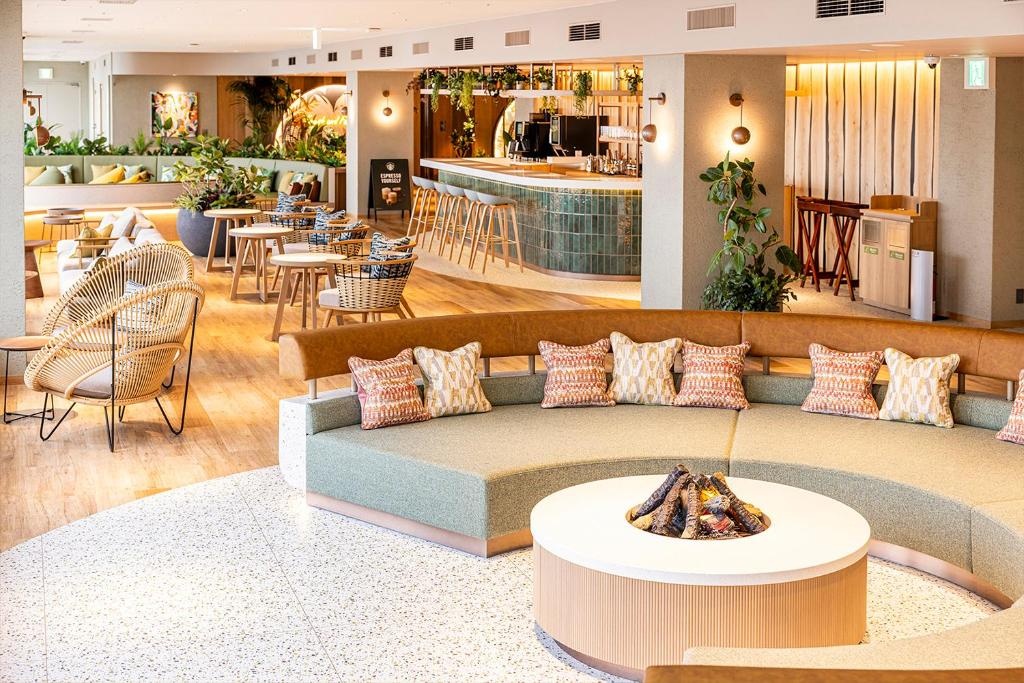 Keio Plaza Hotel Tokyo Premier Grand  Facilities  Barlounge 14