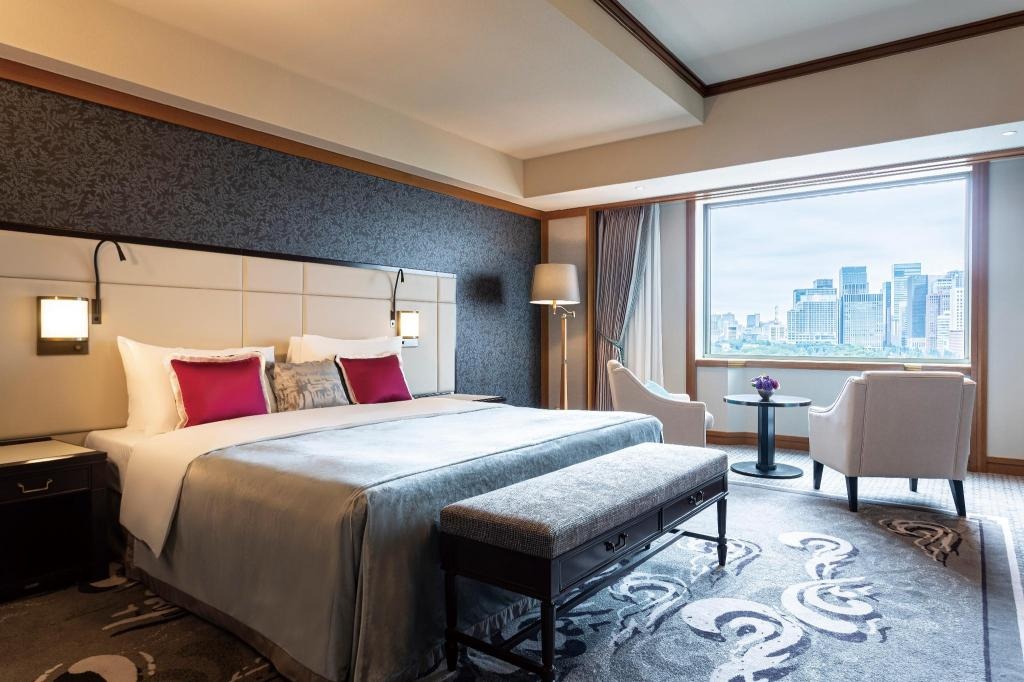 Imperial Hotel Tokyo  Dining  Park View Corner Suite Double Main Building Suite Room 2