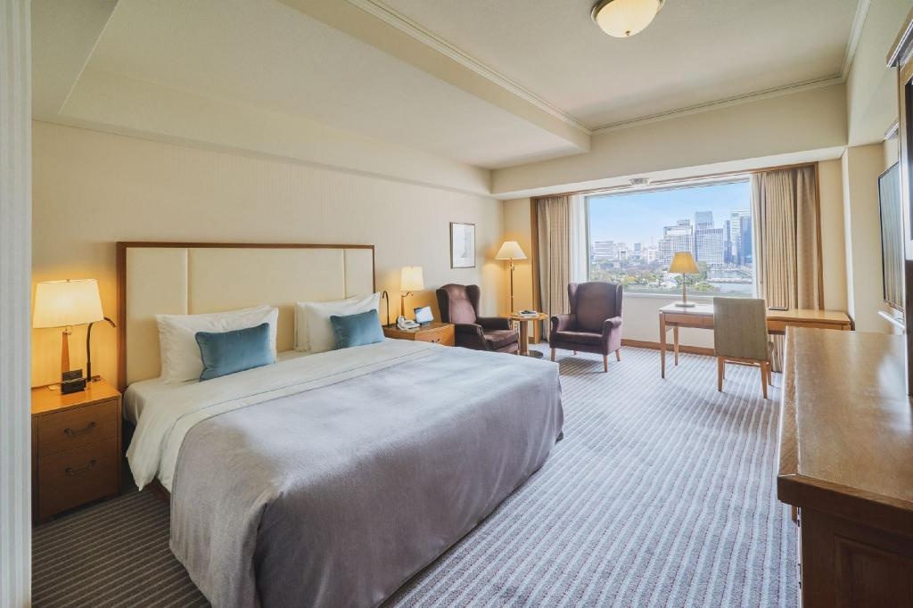 Imperial Hotel Tokyo  Facilities  Deluxe Park View Double Main Building Guestroom 21