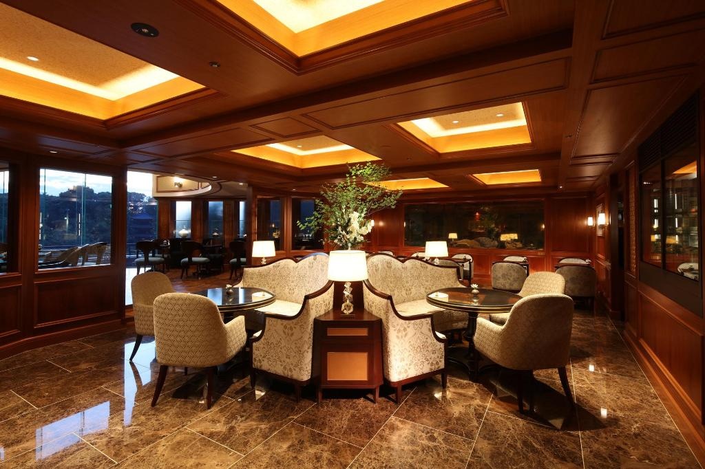 Hotel Chinzanso Tokyo  Facilities  Executive Lounge 9