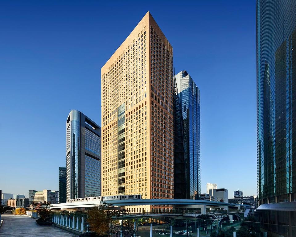 The Royal Park Hotel Iconic Tokyo Shiodome  Dining  Exterior View 7