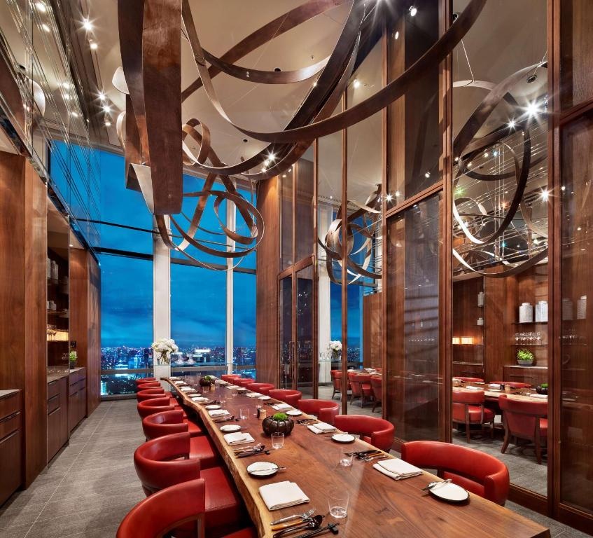 Andaz Tokyo Toranomon Hills  Dining  Restaurant 1