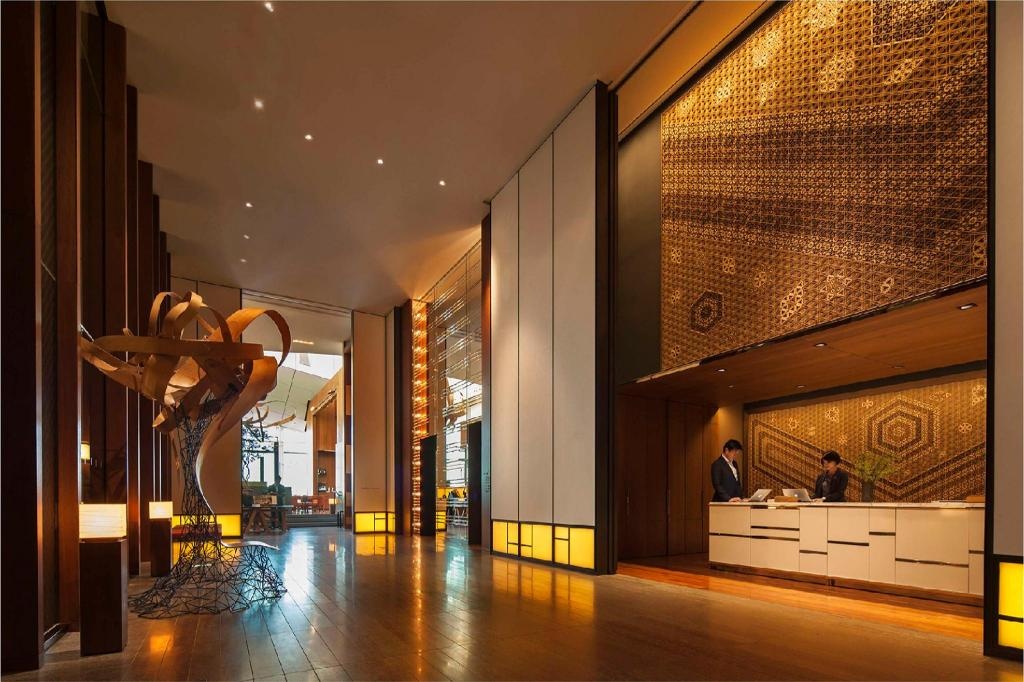 Andaz Tokyo Toranomon Hills  Property Views  Lobby 4