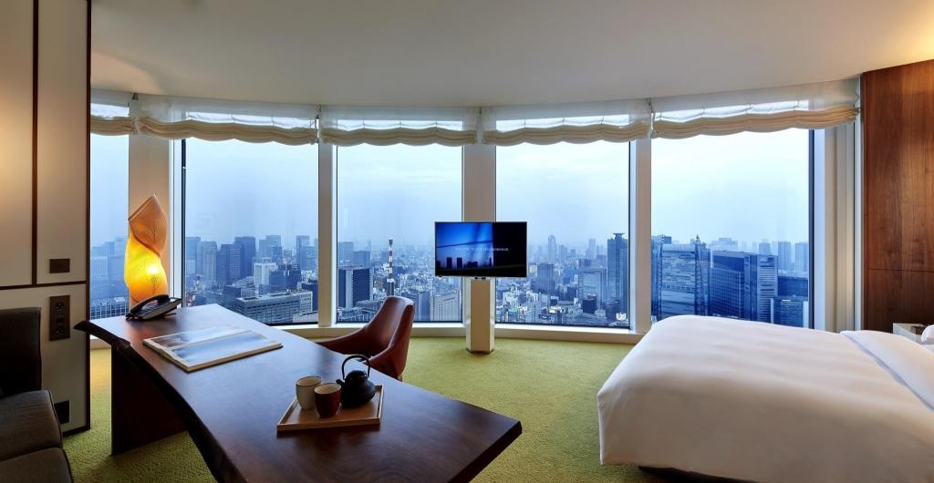 Andaz Tokyo Toranomon Hills  Rooms  1 King Bed Deluxe View 11