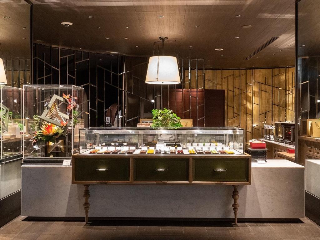 The Prince Park Tower Tokyo Preferred Hotels Resorts LVX Collection  Facilities  Shops 23