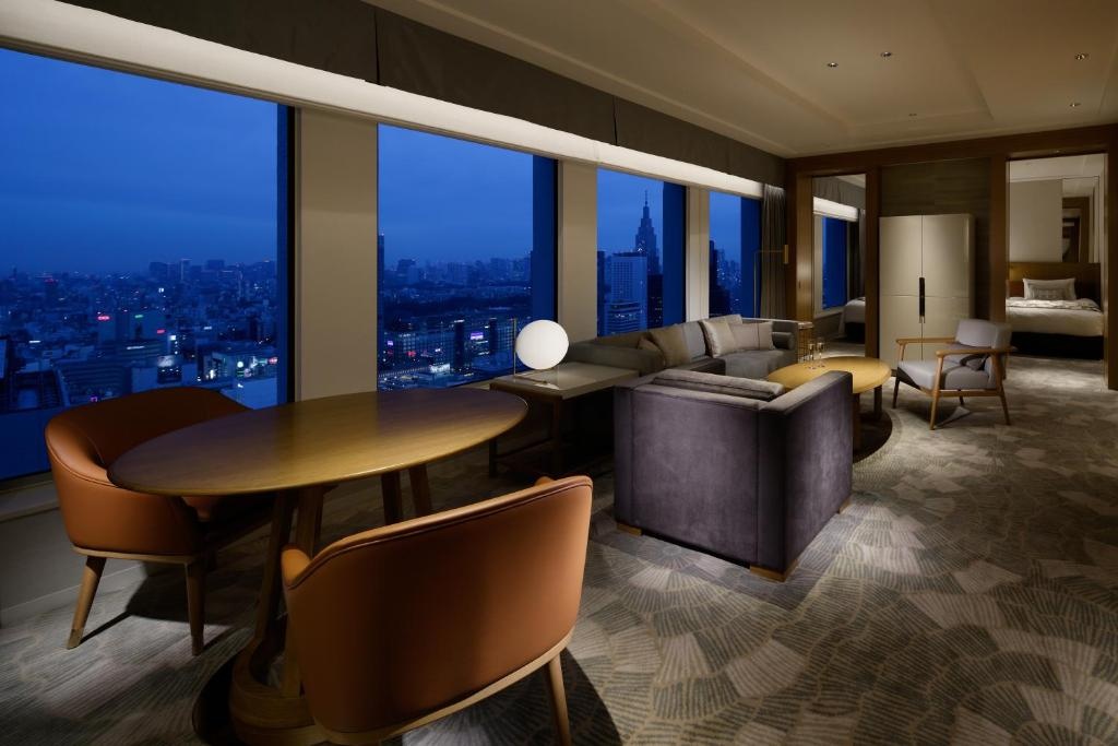 Keio Plaza Hotel Tokyo  Property Views  View 2