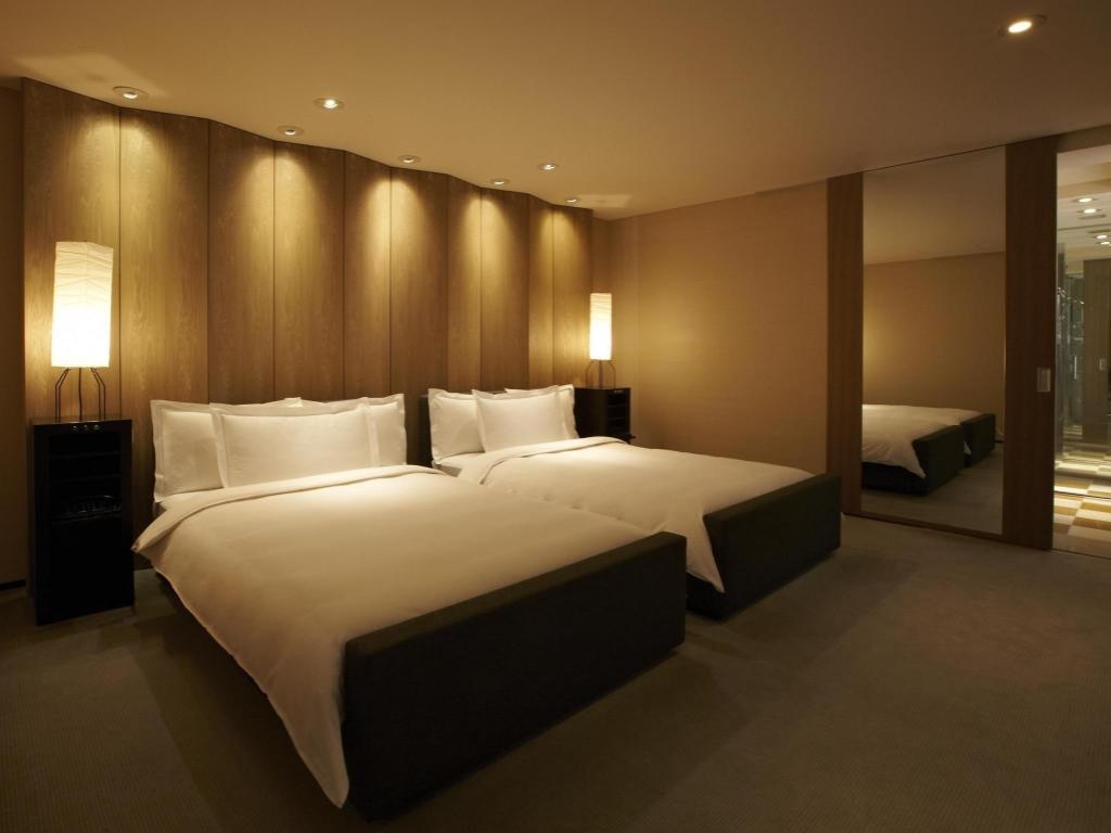 Park Hyatt Tokyo  Dining  Park Suite Twin 26