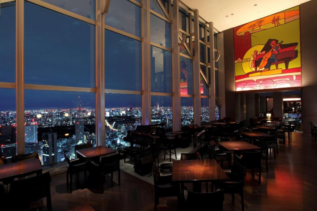 Park Hyatt Tokyo  Facilities  Bar 56