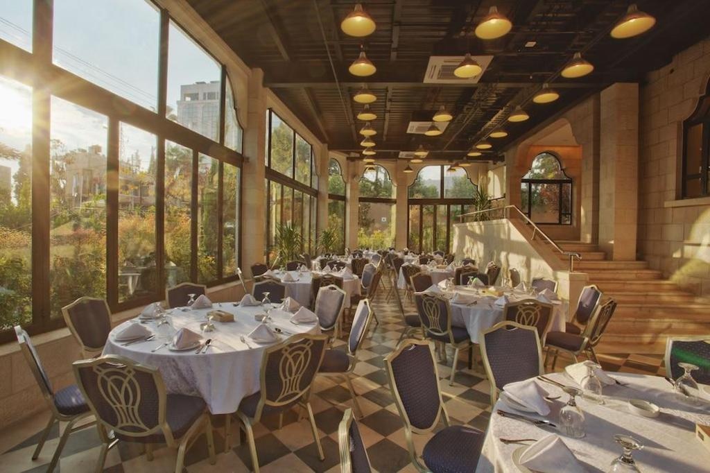 The House Boutique Suites  Dining  Dining Image 11 11