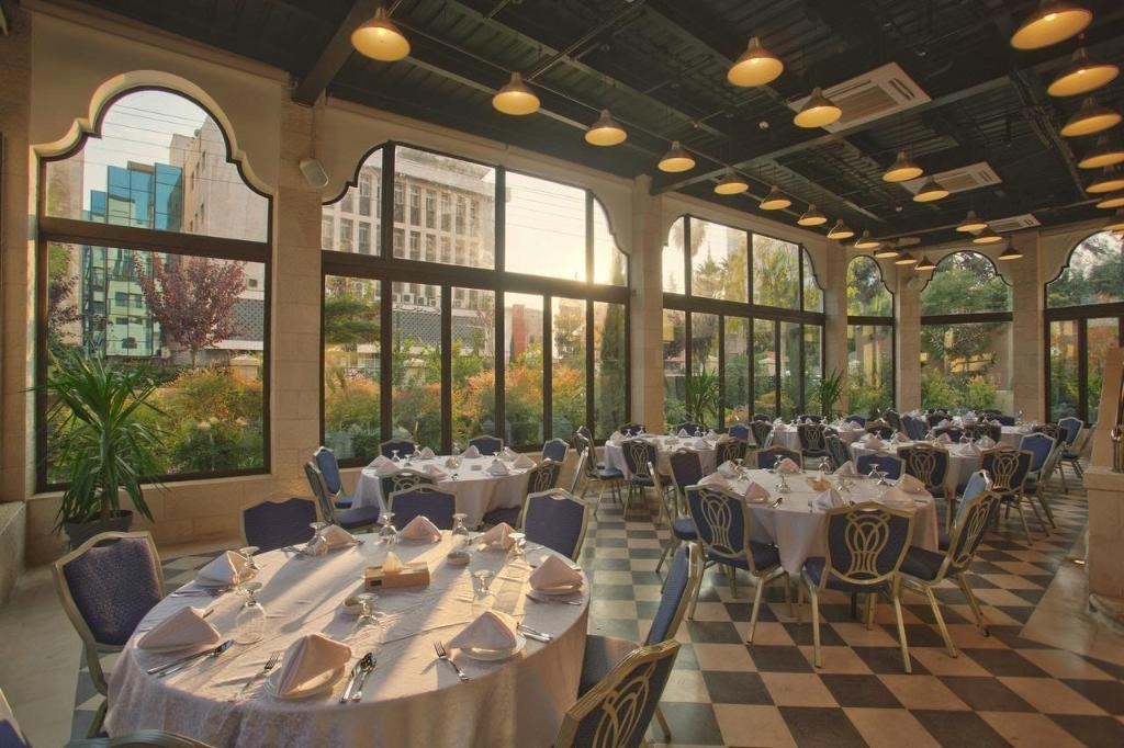 The House Boutique Suites  Dining  Dining Image 1 1