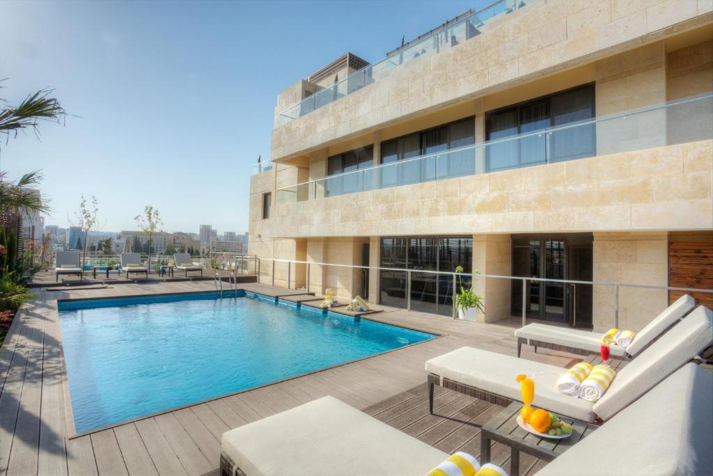 The House Boutique Suites  Facilities  Swimming Pool 8
