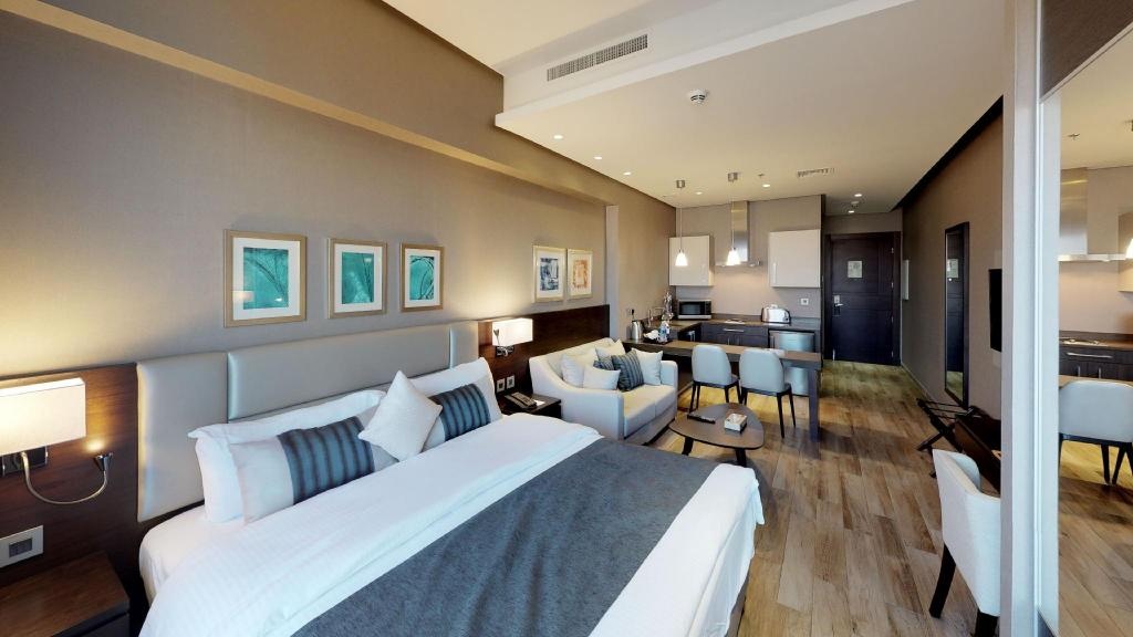 The House Boutique Suites  Rooms  Rooms Image 2 2