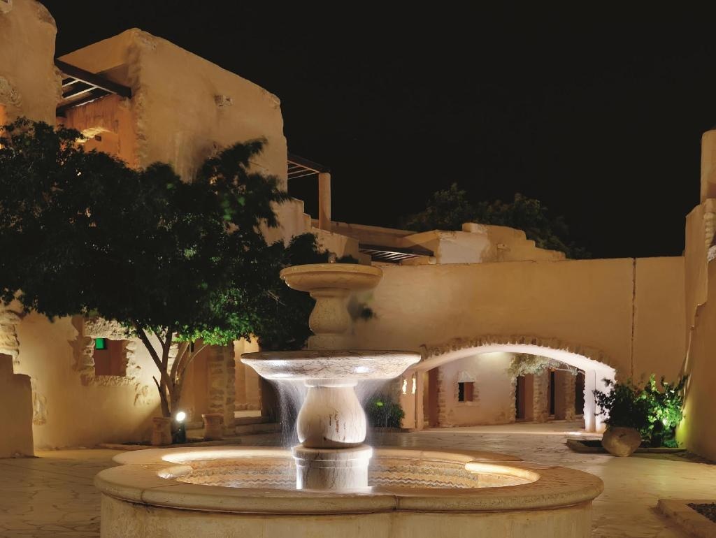 Movenpick Resort Spa Dead Sea  Facilities  Surrounding Environment 35