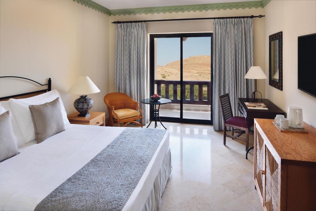 Movenpick Resort Spa Dead Sea  Rooms  Classic King View 10