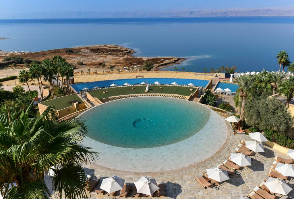 Kempinski Hotel Ishtar Dead Sea  Facilities  Swimming Pool 2