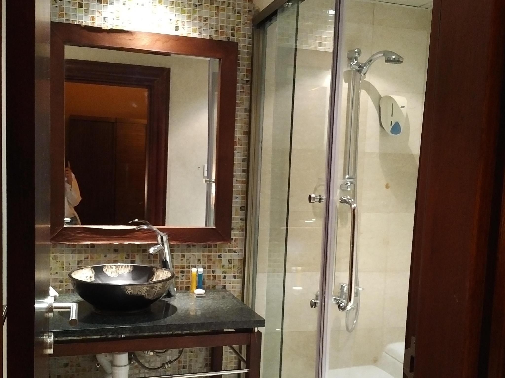 Le Jazz Hotel Bathroom 53