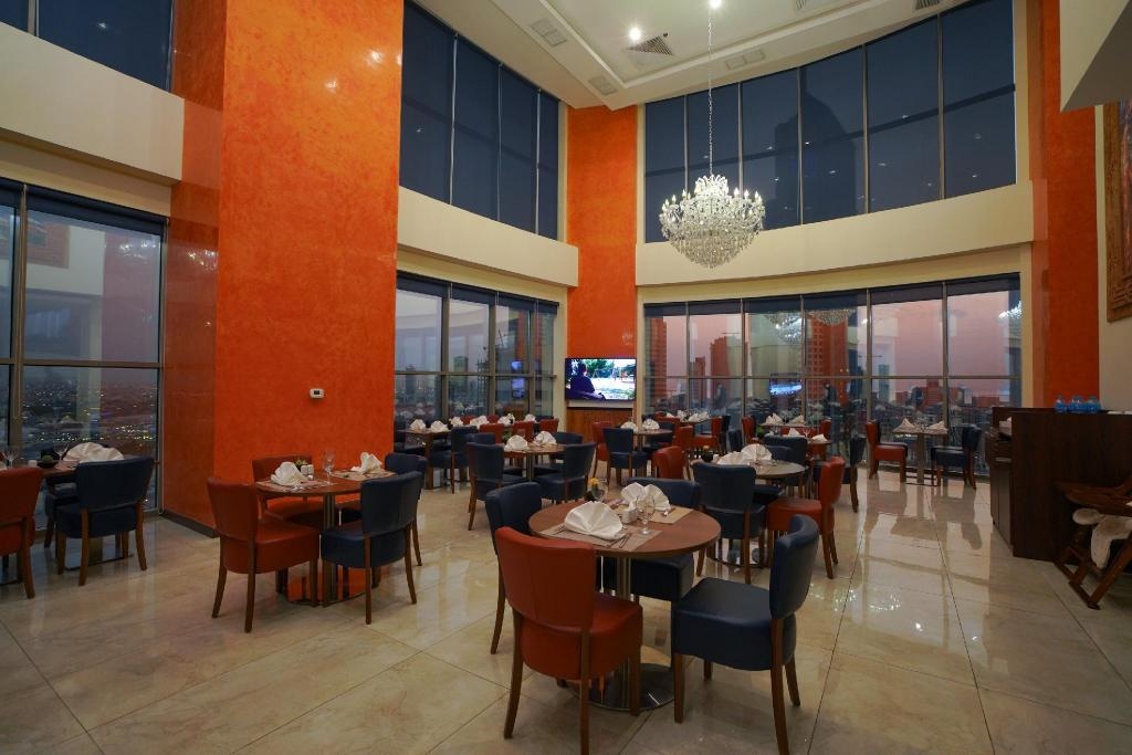 Ramada Encore By Wyndham Kuwait Downtown  Dining  Restaurant 12