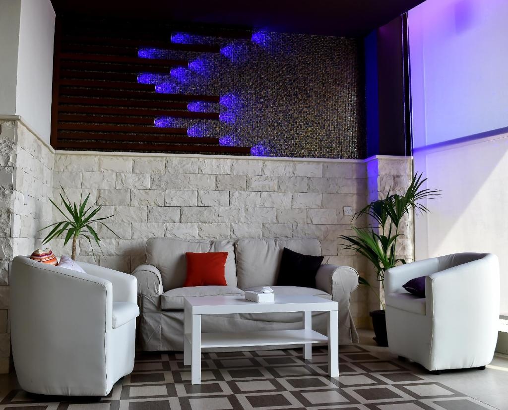 Ramada Encore By Wyndham Kuwait Downtown  Facilities  Barlounge 39