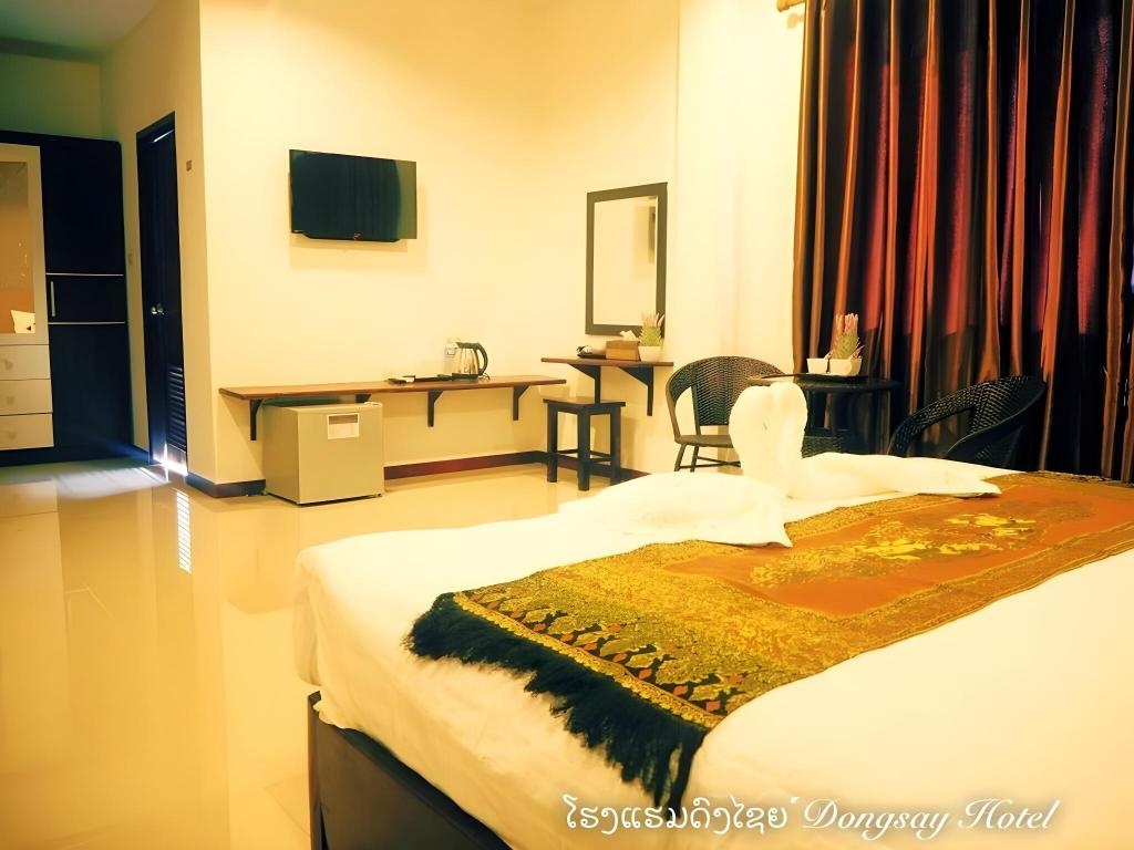 Dongsay Hotel Thakhek  Rooms  Rooms Image 3 3