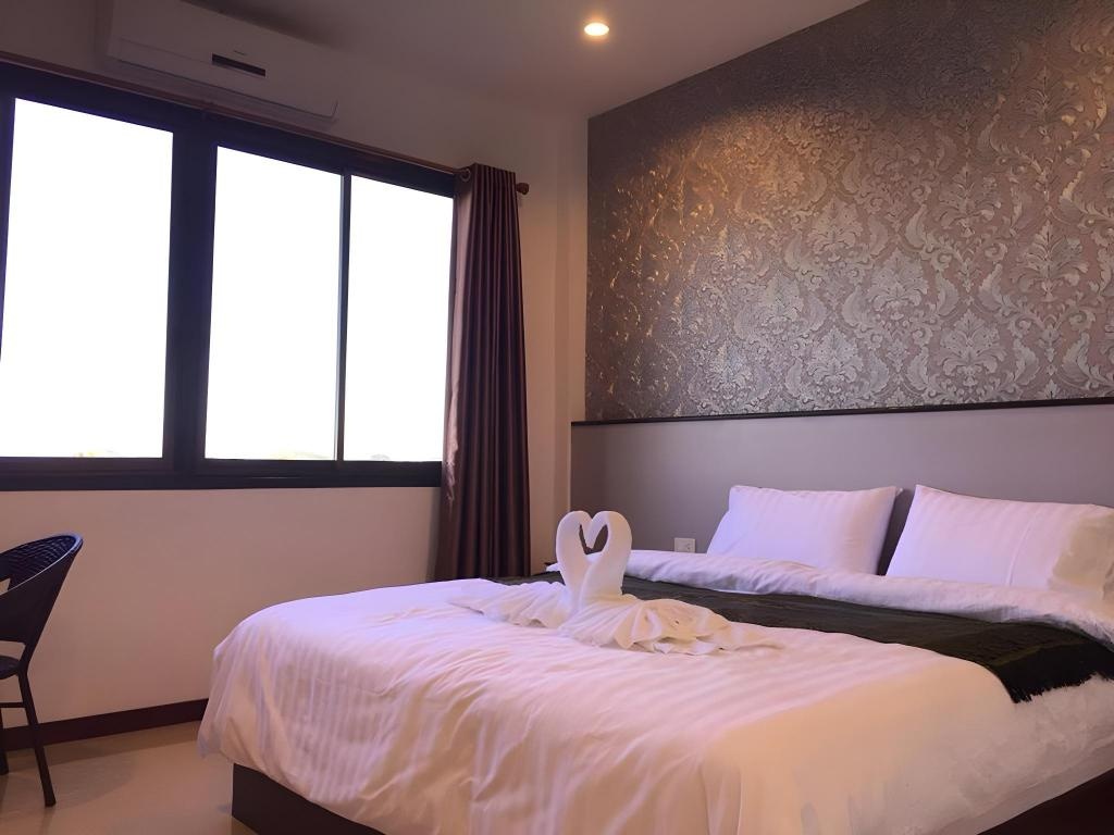 Dongsay Hotel Thakhek  Rooms  Rooms Image 4 4