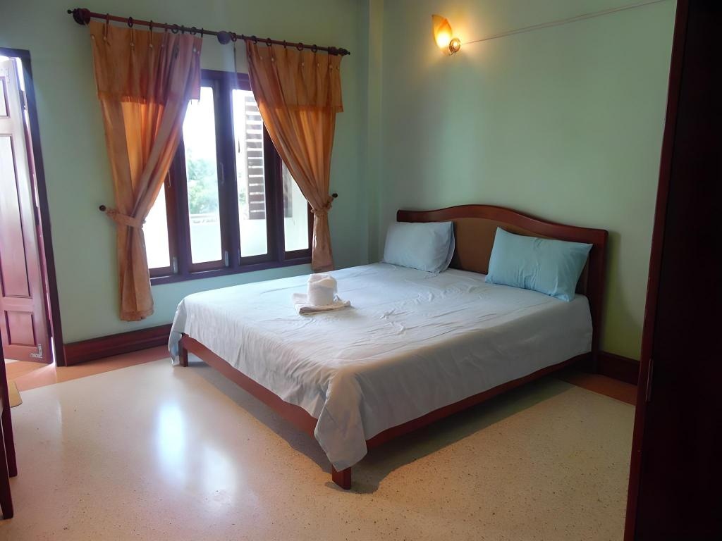 Phou Chang Hotel  Rooms  Standard B 2