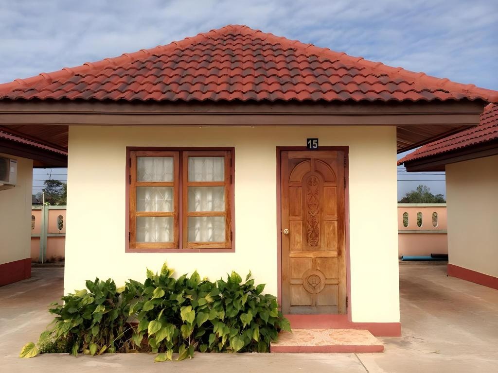 Ar Nonxay Guesthouse  Property Views  Exterior View 3