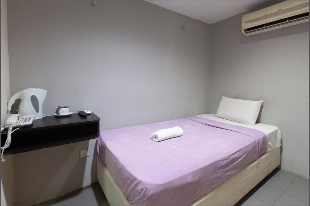 T Hotel Bukit Bintang  Rooms  Rooms Image 10 10