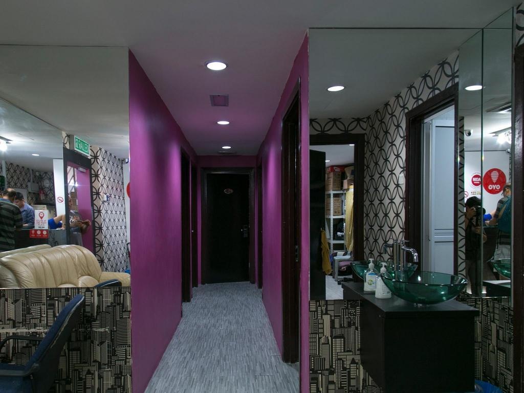 OYO Rooms Jalan Imbi Hong Leong Bank  Property Views  Lobby 2