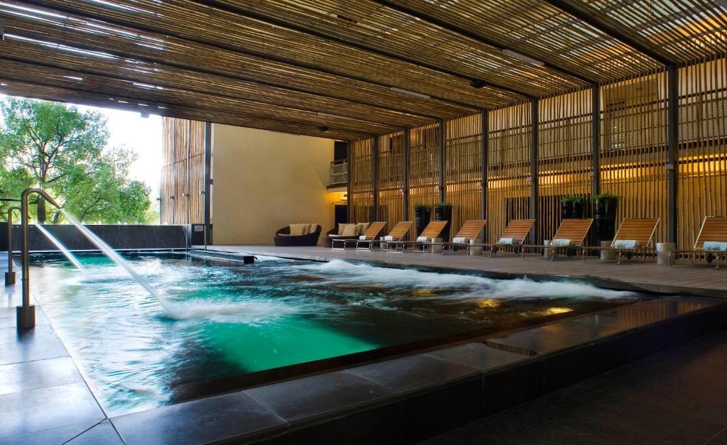 Hotel Maya Kuala Lumpur City Centre  Facilities  Swimming Pool 1