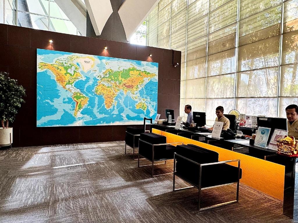Hotel Maya Kuala Lumpur City Centre  Property Views  Reception 6