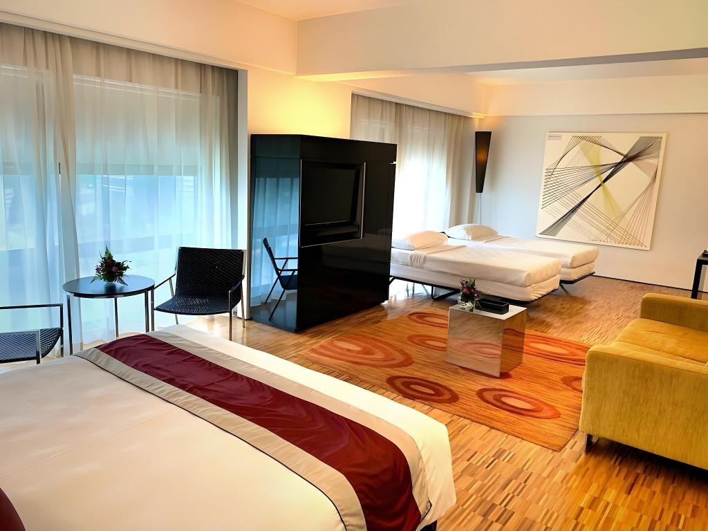 Hotel Maya Kuala Lumpur City Centre  Rooms  Guestroom 11