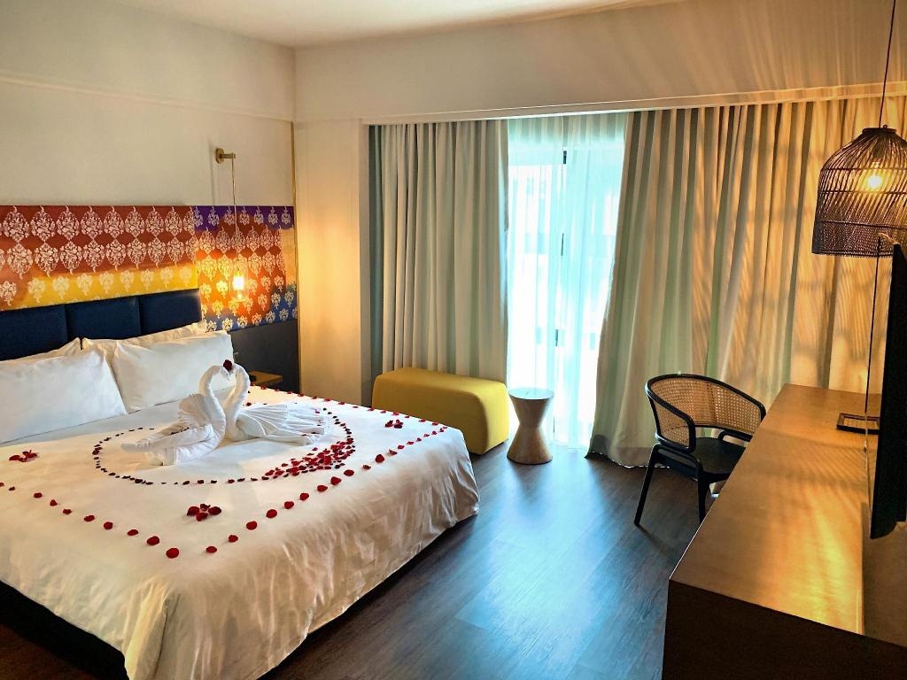 Hotel Maya Kuala Lumpur City Centre  Rooms  Heritage Room View 10