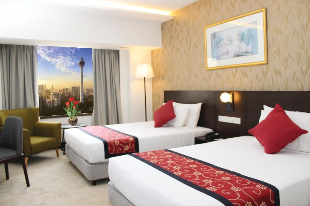 Summit Hotel KL City Centre  Rooms  Deluxe Room Bed 3
