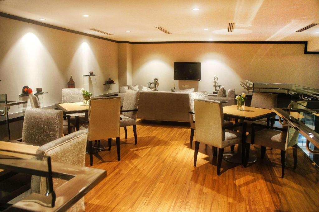 Melia Kuala Lumpur  Dining  Dining Image 26 26
